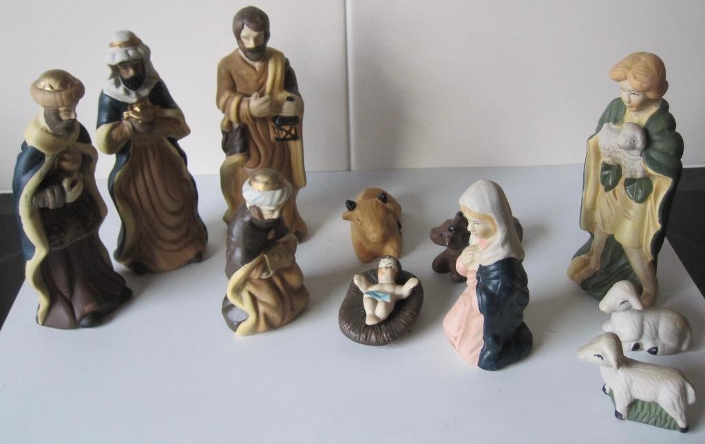 stenen beelden voor een kerststal - complete groep, Diversen, Kerst, Ophalen of Verzenden, Zo goed als nieuw