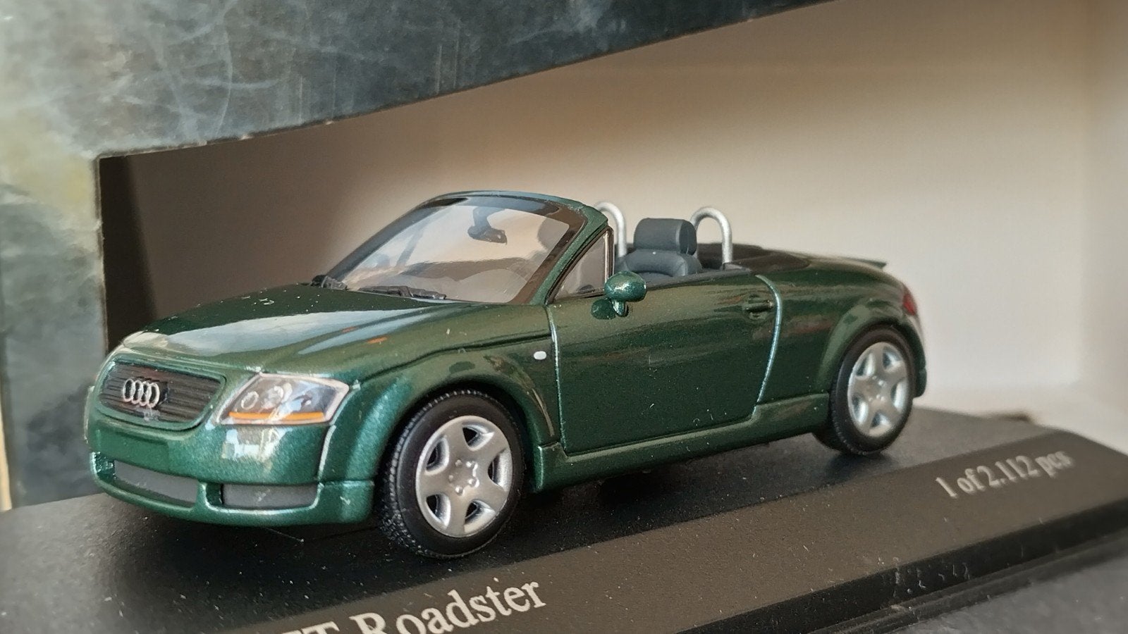 Audi TT Roadster Steppengras Green 1:43 Minichamps Pol, Auto, Verzenden, ., Zo goed als nieuw