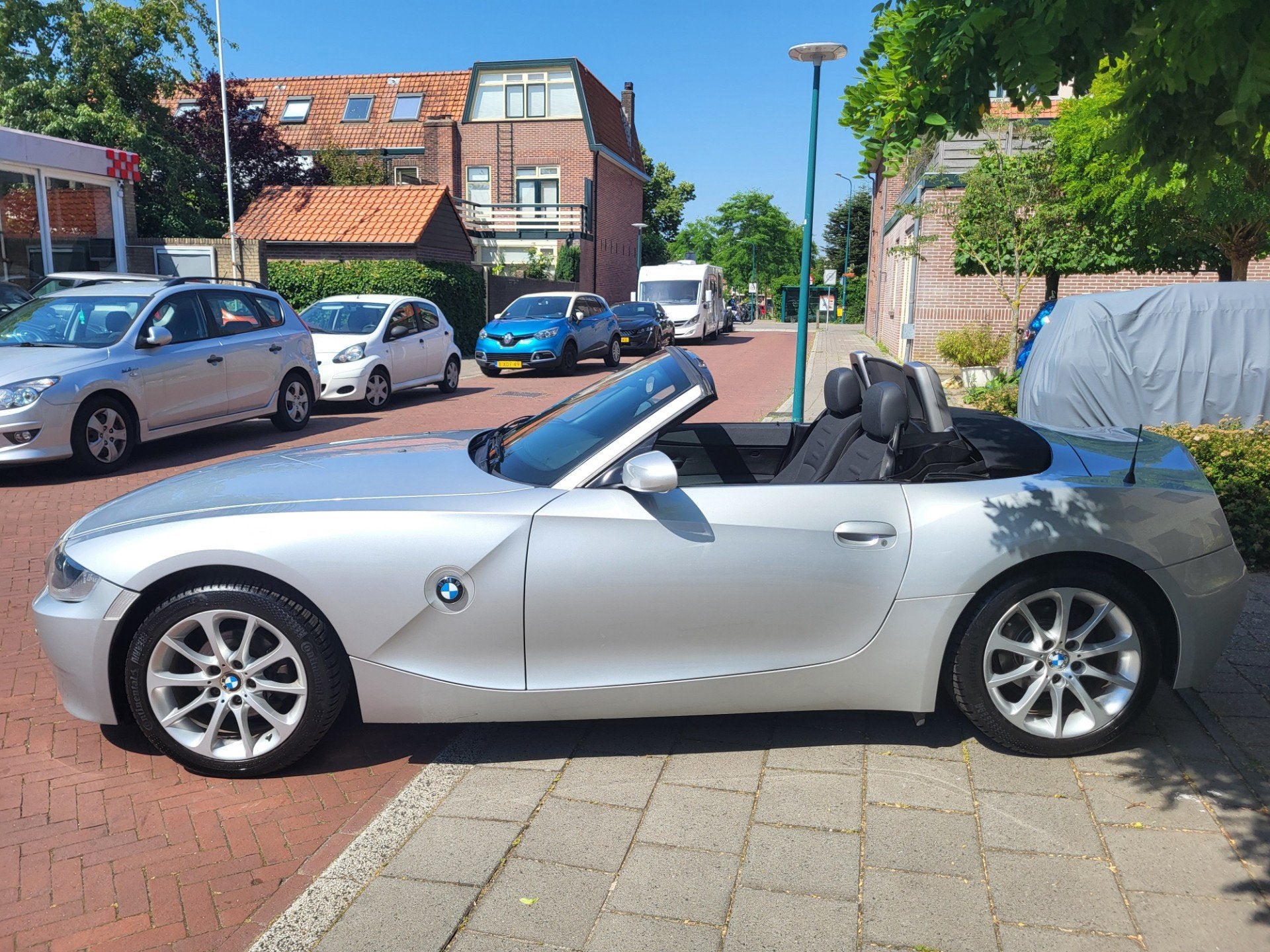 BMW Z4 Roadster 2.0i Anniversary, Auto's, BMW, 13 km/l, Zwart, Origineel Nederlands, Bedrijf