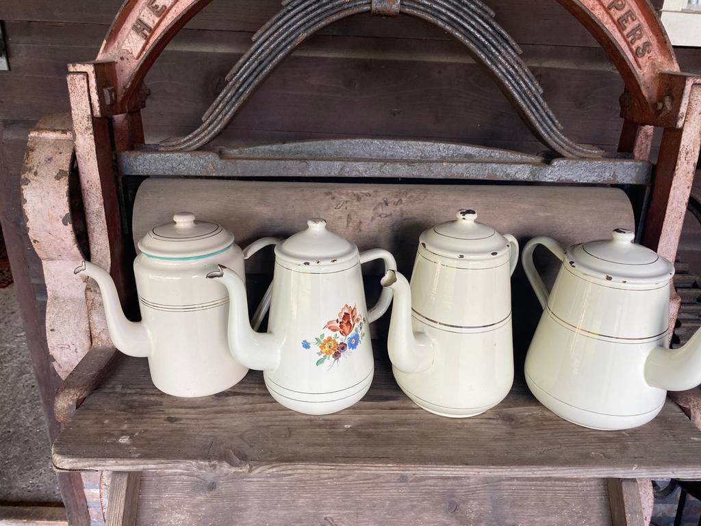 Brocante emaille koffiepotten, Antiek en Kunst, Antiek | Emaille, Ophalen of Verzenden
