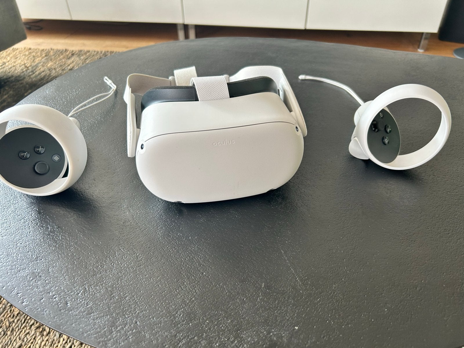 Oculus Quest 2, Spelcomputers en Games, Virtual Reality, Ophalen of Verzenden, Zo goed als nieuw, VR-bril, Overige platformen