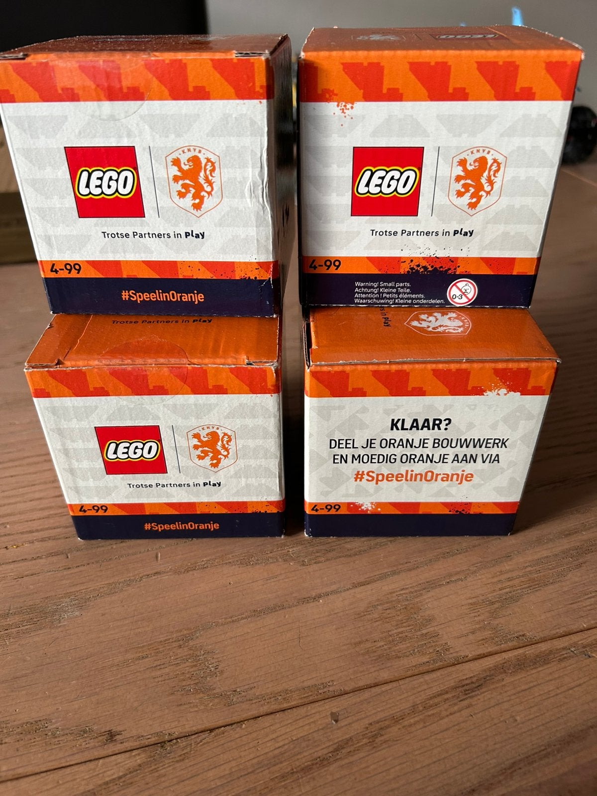 Heb 4 doosjes wk Lego limited Edition Doosjes zijn gesloten, Kinderen en Baby's, Ophalen, Nieuw