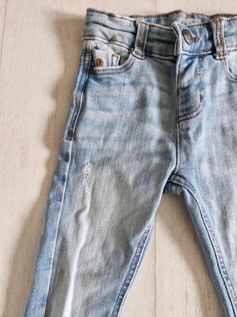 Skinny jeans blauw - 3 jaar (98cm) met verstelbare taille, Kinderen en Baby's, Kinderkleding | Maat 98, Ophalen of Verzenden, Zo goed als nieuw
