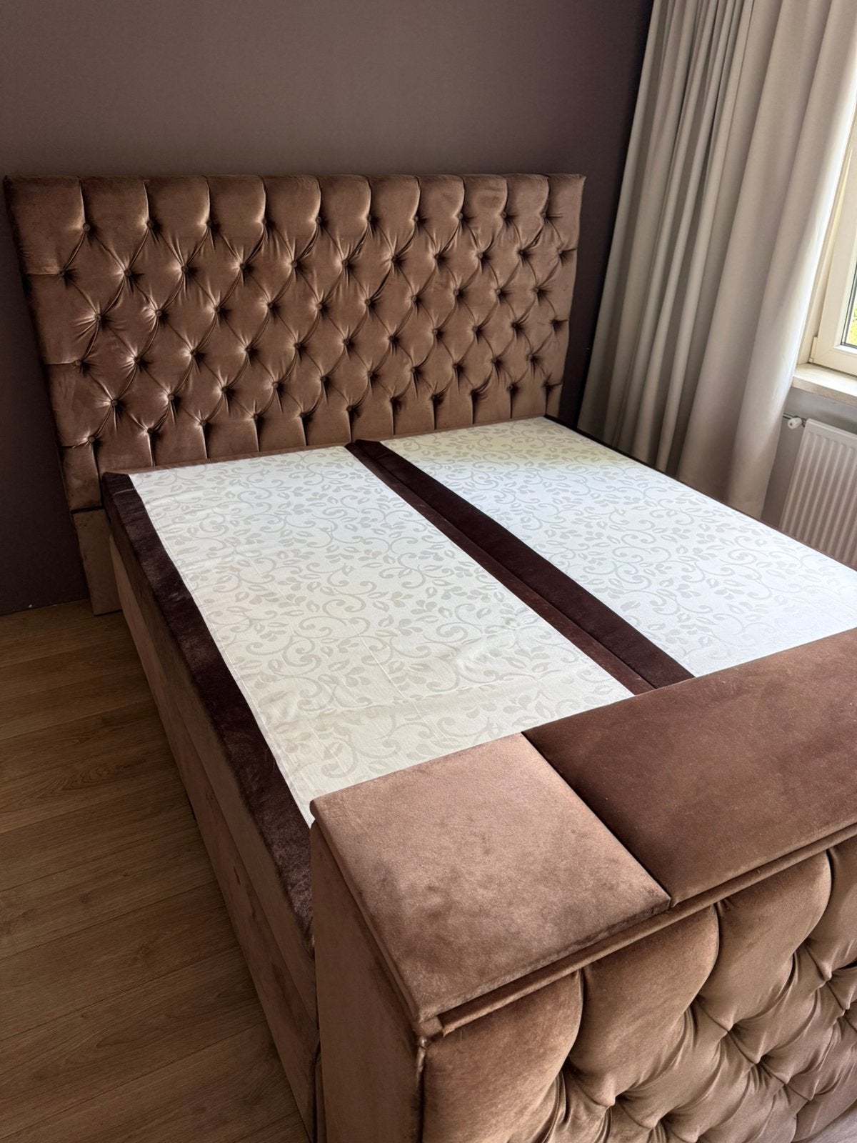 Boxspring met TV lift 180x200, Ophalen, Bruin, Velvet, Tweepersoons