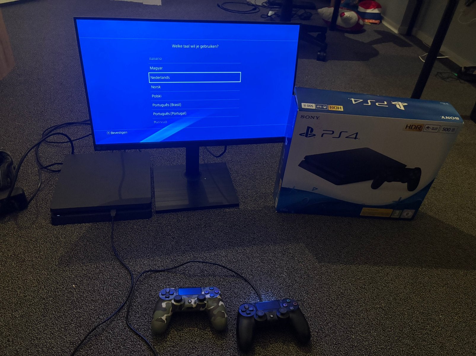 PlayStation4 ps4 met beeldscherm, Ophalen of Verzenden, Zo goed als nieuw, Met 2 controllers