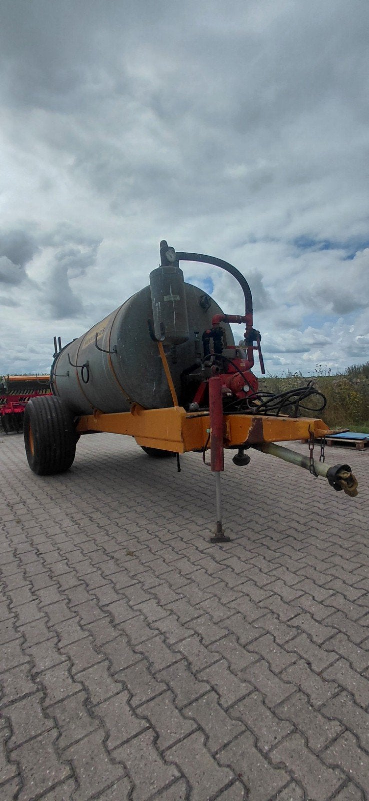 Nette Veenhuis mest/water tank 5000 liter!, Ophalen of Verzenden, Gewasbescherming en Bemesting