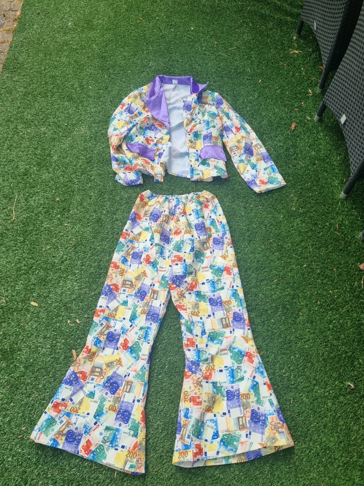 Carnavalskostuum Euro biljetten - Maat 46 (XL) (doos5), Kleding | Dames, Carnavalskleding en Feestkleding, Carnaval, Maat 46/48 (XL) of groter
