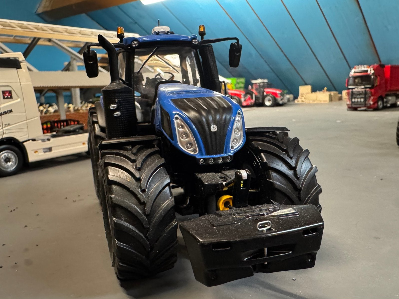 New Holland T8 marge models, Ophalen of Verzenden, Zo goed als nieuw, Tractor of Landbouw, Overige merken