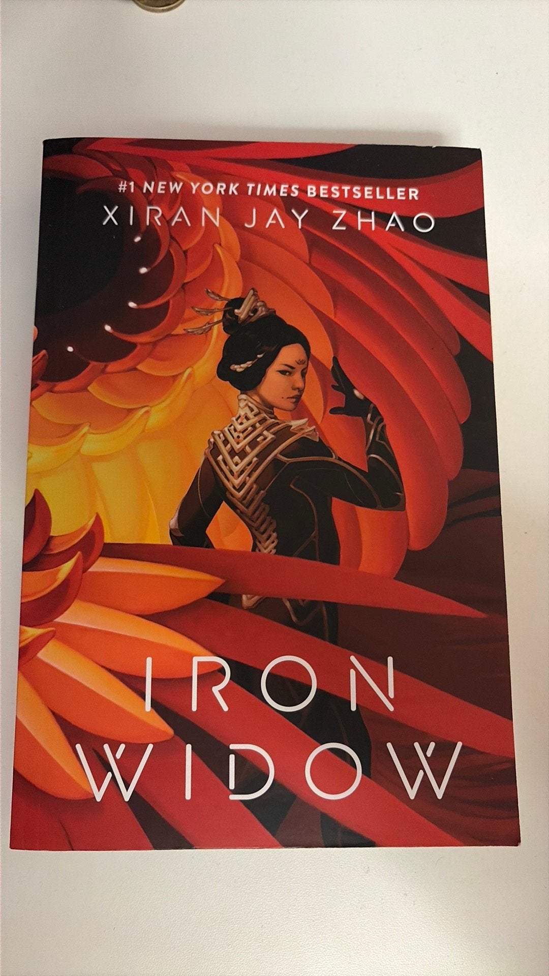 Iron widow, Ophalen of Verzenden, Zo goed als nieuw