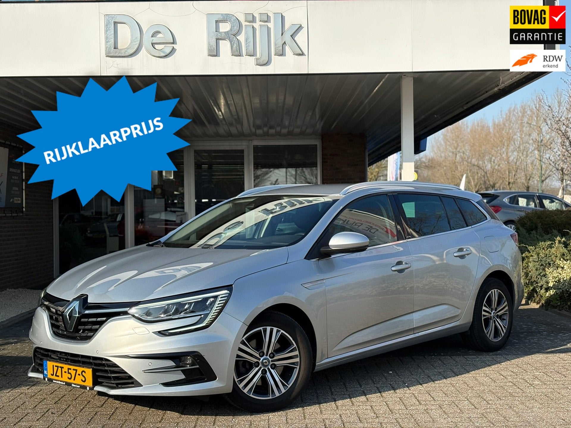 Renault Mégane Estate 1.6 E-Tech Plug-In Hybrid 160 Intens, 12 maanden, 77 km/l, Gebruikt, 4 cilinders