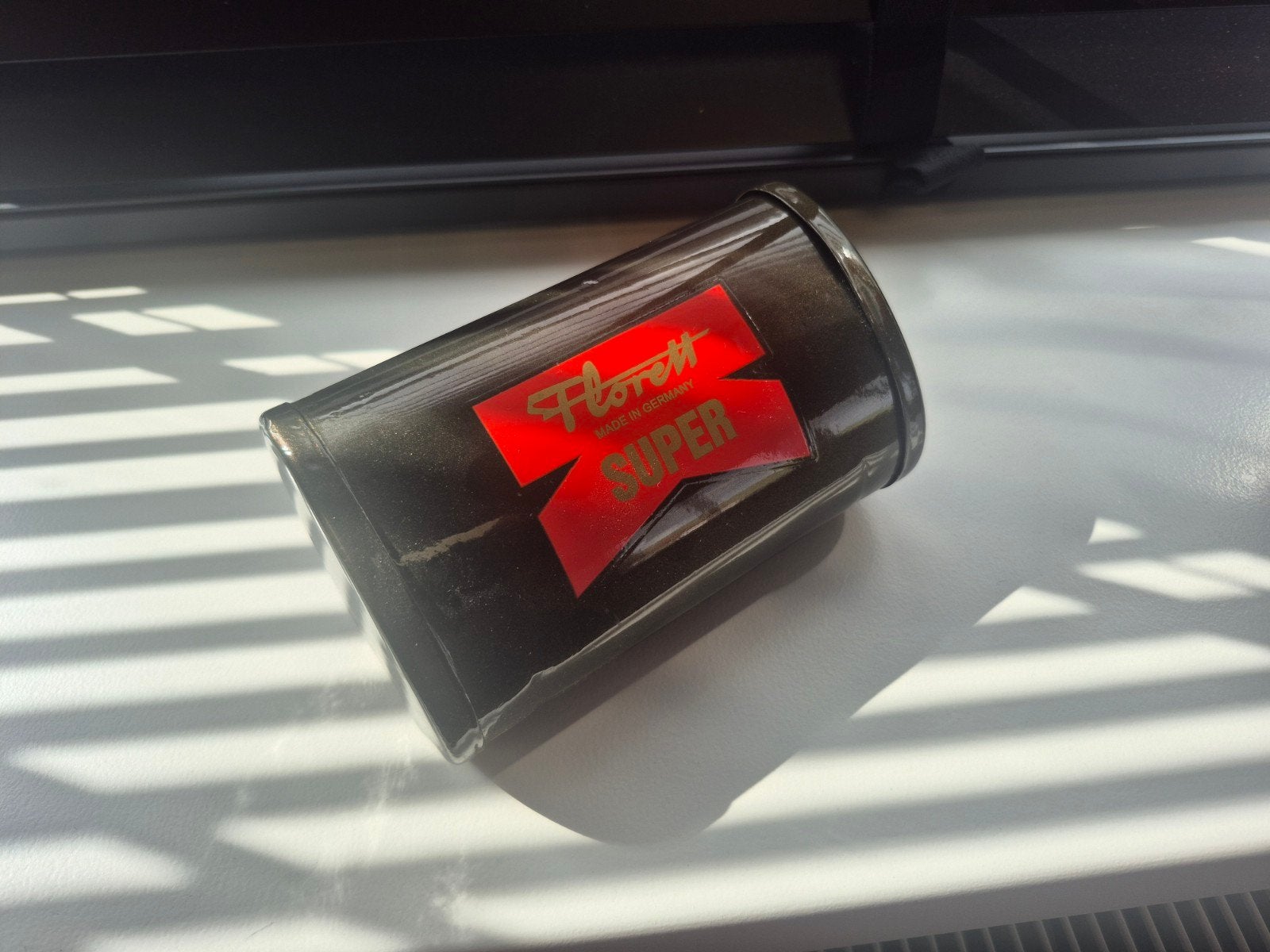 Zwitsers gereedschap bakje voor rekje, Ophalen of Verzenden, Zo goed als nieuw, Overige typen