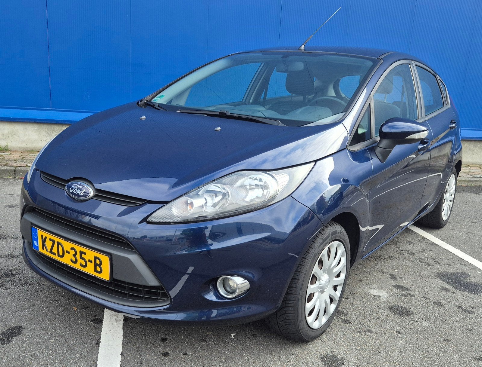 Ford Fiësta 1.25 60KW 5DR 2011 Blauw Airco, Stoelverwarming, Auto's, Voorwielaandrijving, Euro 5, Stof, 600 kg