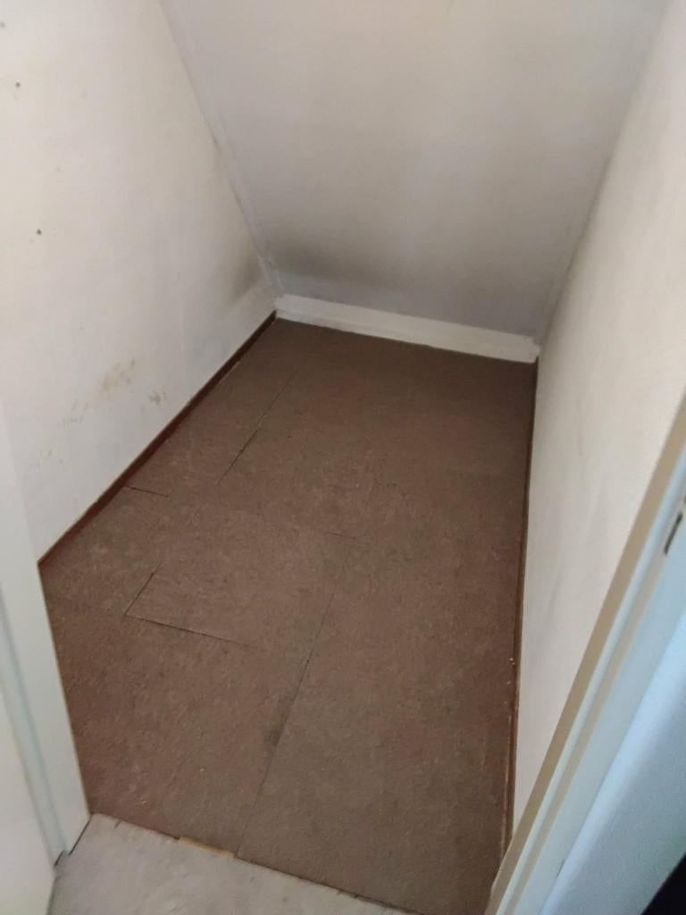 Gratis tapijttegels en halve maantjes (wegens verhuizing), Ophalen of Verzenden, Gebruikt, Grijs, Vierkant