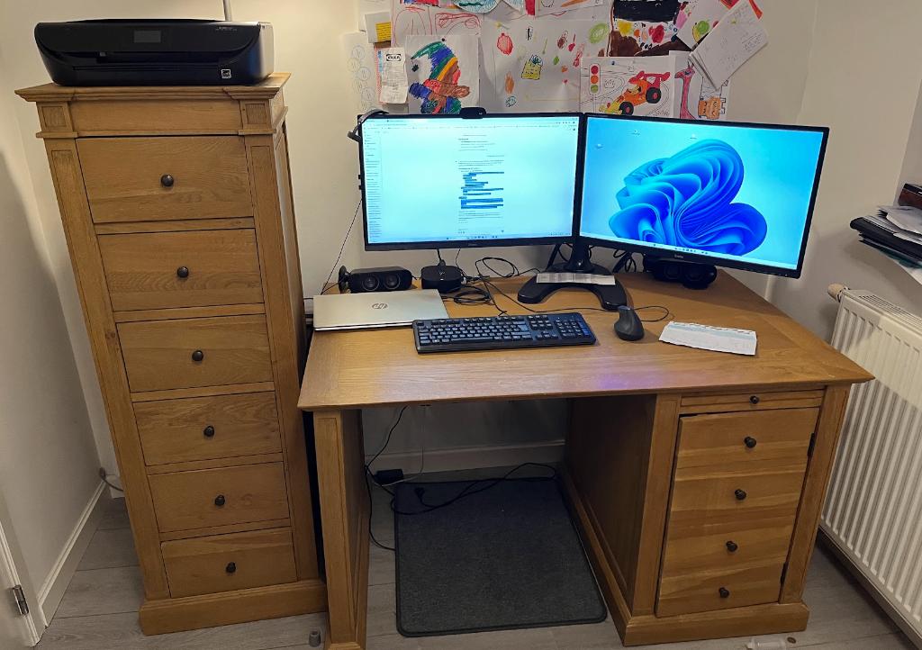 Massief eiken bureau + dressoir – Cradley by Bristol, Ophalen, Gebruikt