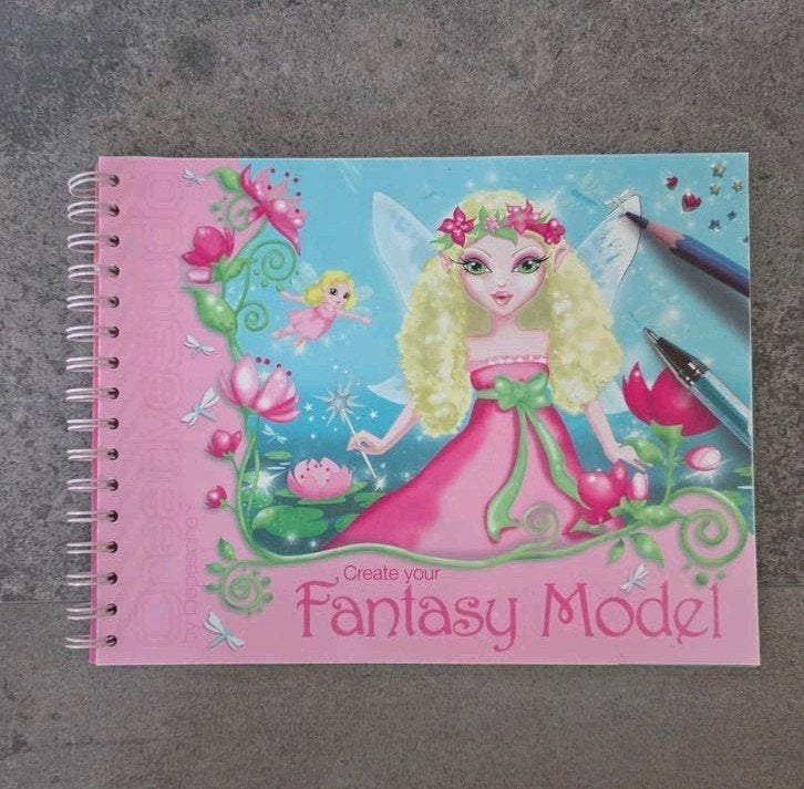 Topmodel Top Model kleurboek tekenboek Fantasy Model, Ophalen of Verzenden, Papier, Schets- of Tekenboek