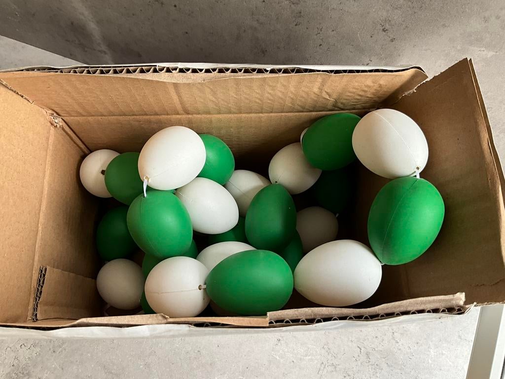 Paasei slingers 12 stuks kunststof - partij, Diversen, Ophalen, Nieuw