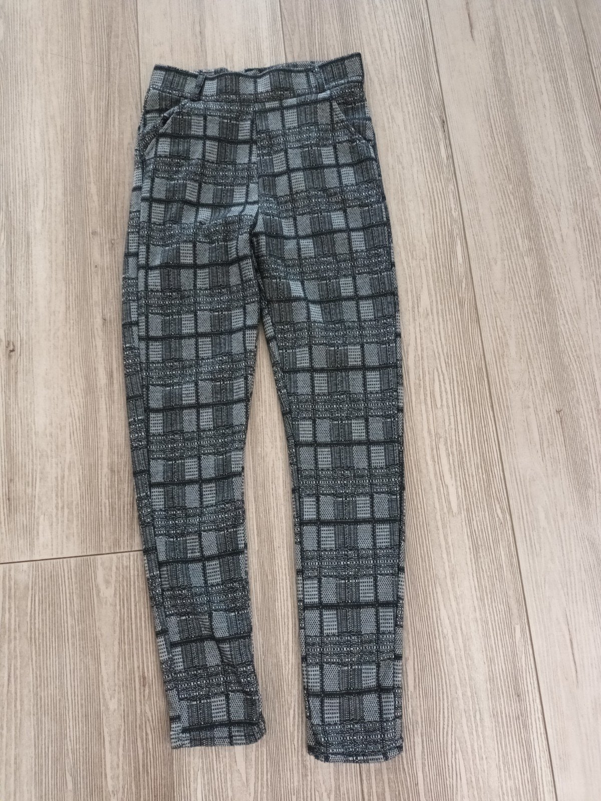 Gedragen geruite legging in maat S/M, Zwart, Ophalen of Verzenden, Onbekend, Maat 36 (S)