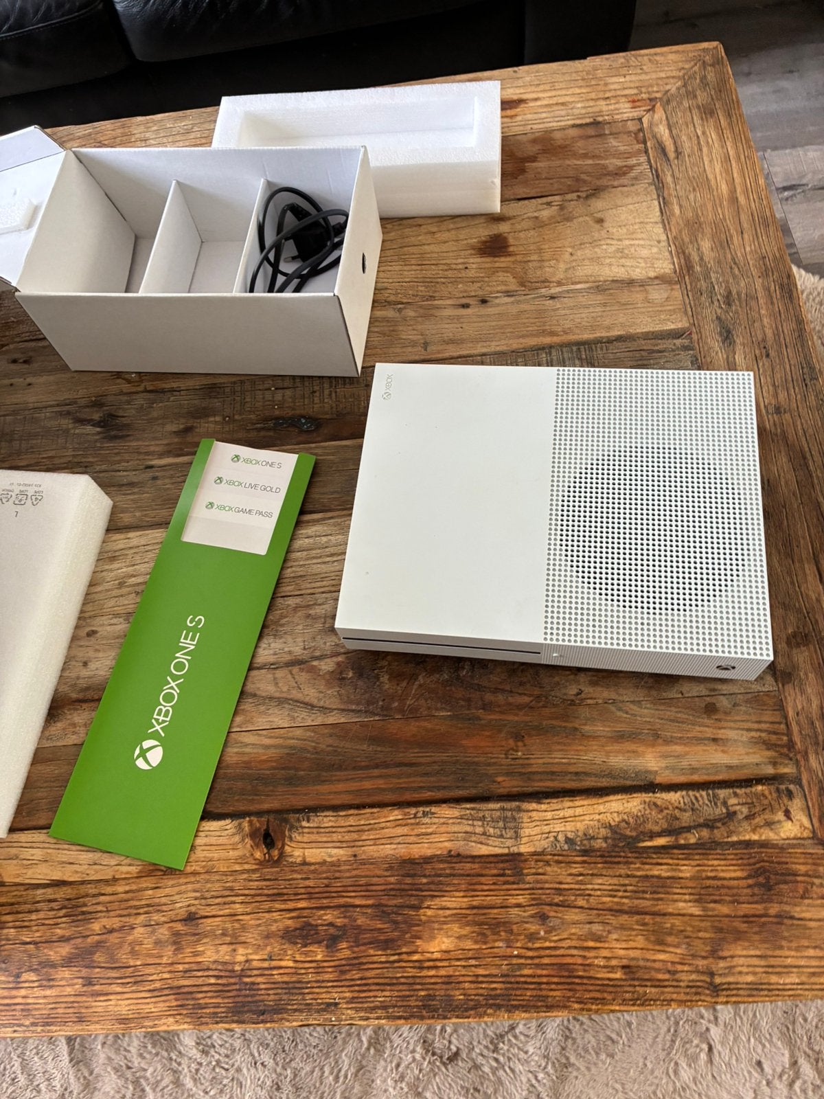 Xbox One S zo goed als nieuw ruilen voor XBOX 360 omgebouwd, Spelcomputers en Games, Spelcomputers | Xbox One, Ophalen of Verzenden
