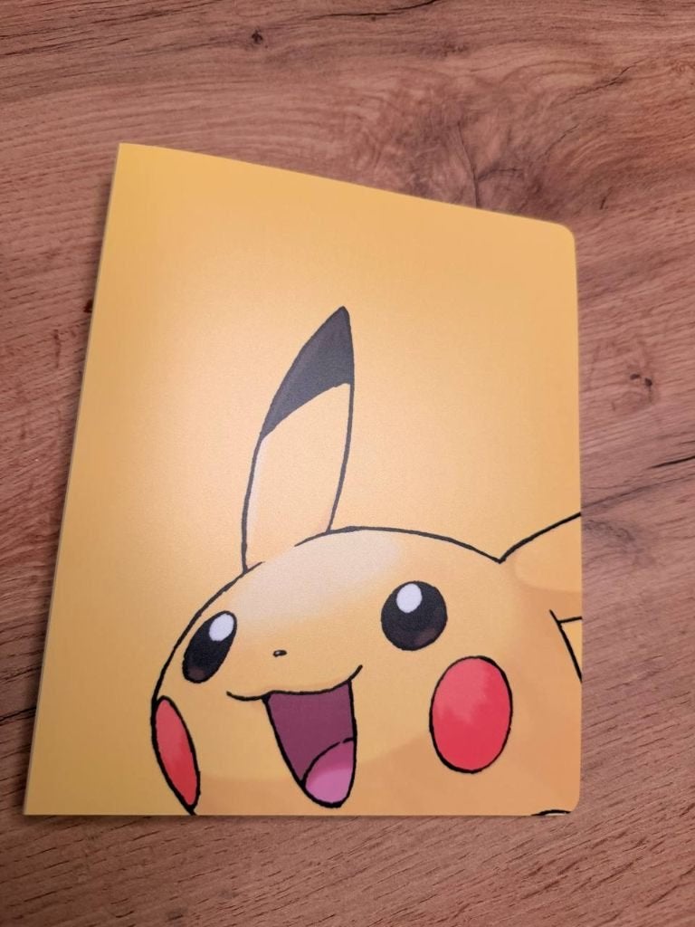 Pokémon Pikachu 4-Pocket Portfolio Ultra Pro, Ophalen of Verzenden, Nieuw, Overige typen