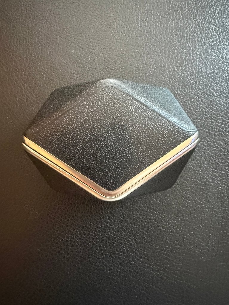 HIFIMAN Svanar T050 Wireless Charging Case, Gebruikt, Zwart, Overige merken, Ophalen of Verzenden