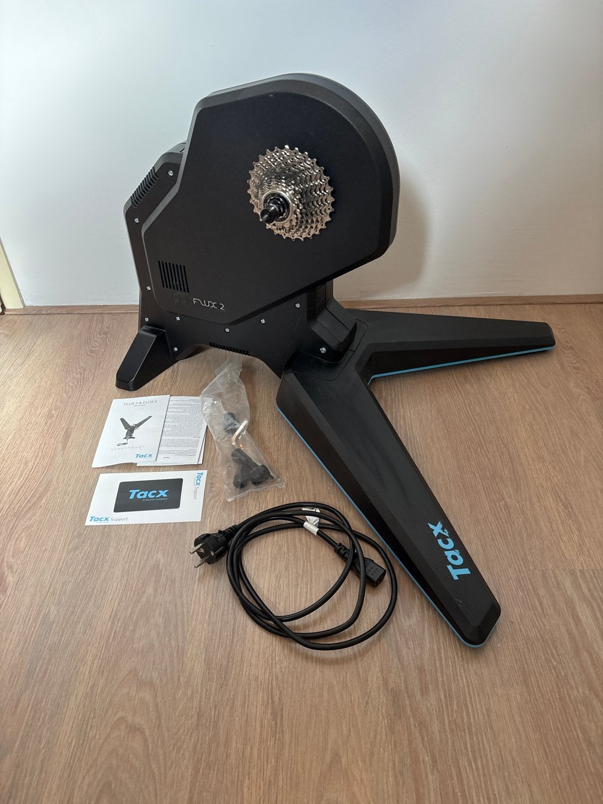 Tacx Flux 2 Smart fietstrainer - compleet, Ophalen, Overige materialen, Overige typen, Zo goed als nieuw
