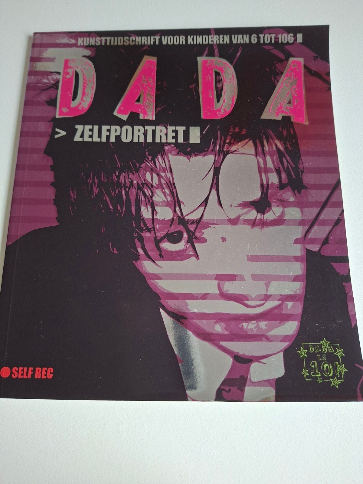 DADA Kunsttijdschrift: Zelfportret (voor kinderen), Ophalen of Verzenden, Zo goed als nieuw, Overige onderwerpen, Diverse auteurs