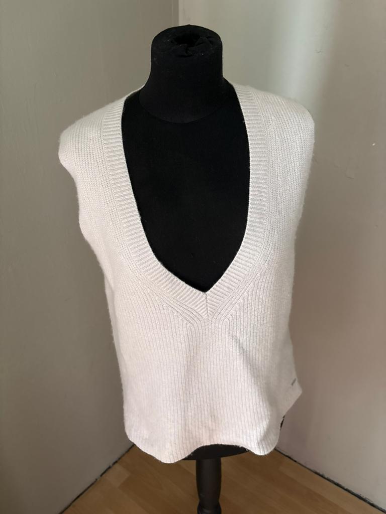 Brax mooie mouwloze top/spencer 50% wol mt 42 ZGAN, Kleding | Dames, Tops, Ophalen of Verzenden, Zo goed als nieuw, Maat 42/44 (L)