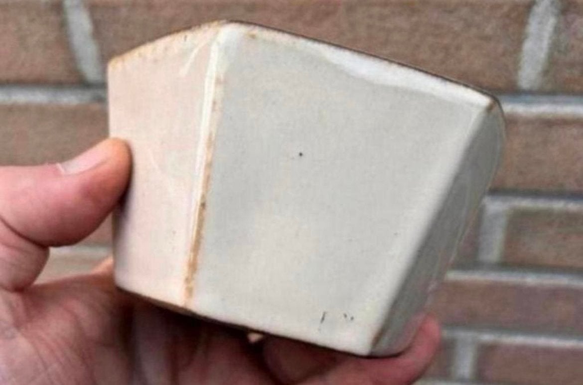 Bonsai pot zeskant crème geglazuurd aardewerk 12,2x11,2x6,5, Ophalen of Verzenden, Zo goed als nieuw, Overige vormen, Aardewerk