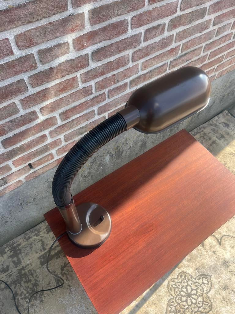 Vintage grote space age lamp van Herda, Gebruikt, Ophalen of Verzenden, Vintage grote space age lamp van Herda retro bruin, Metaal