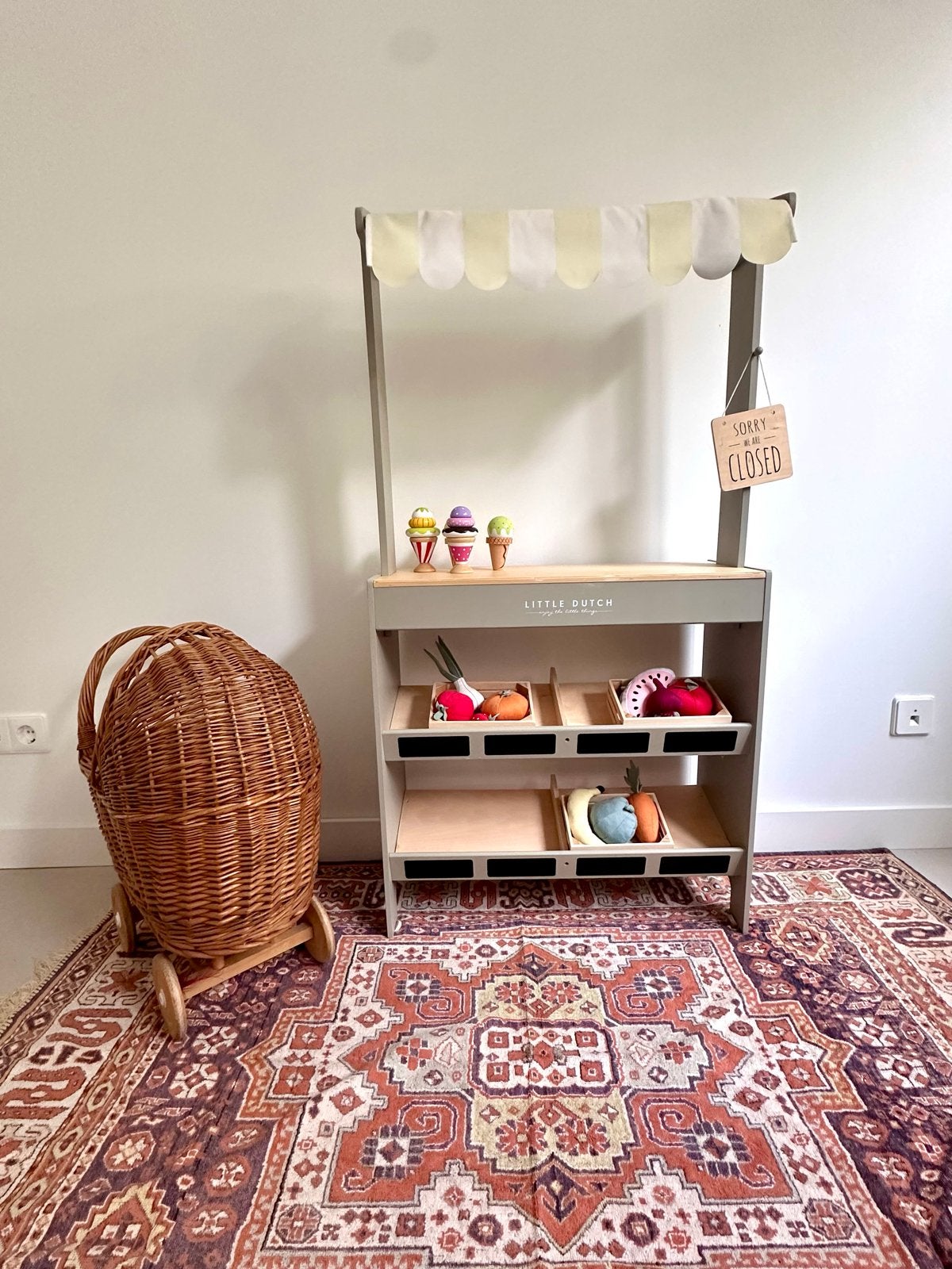 Little Dutch Houten Marktkraam/Winkel/keuken met Accessoires, Ophalen, Gebruikt, Meubelstuk of Keukentje