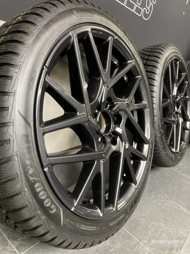 18” originele Honda Civic velgen + winterbanden 5x114.3, Auto-onderdelen, Banden en Velgen, 18 inch, Gebruikt, -, -