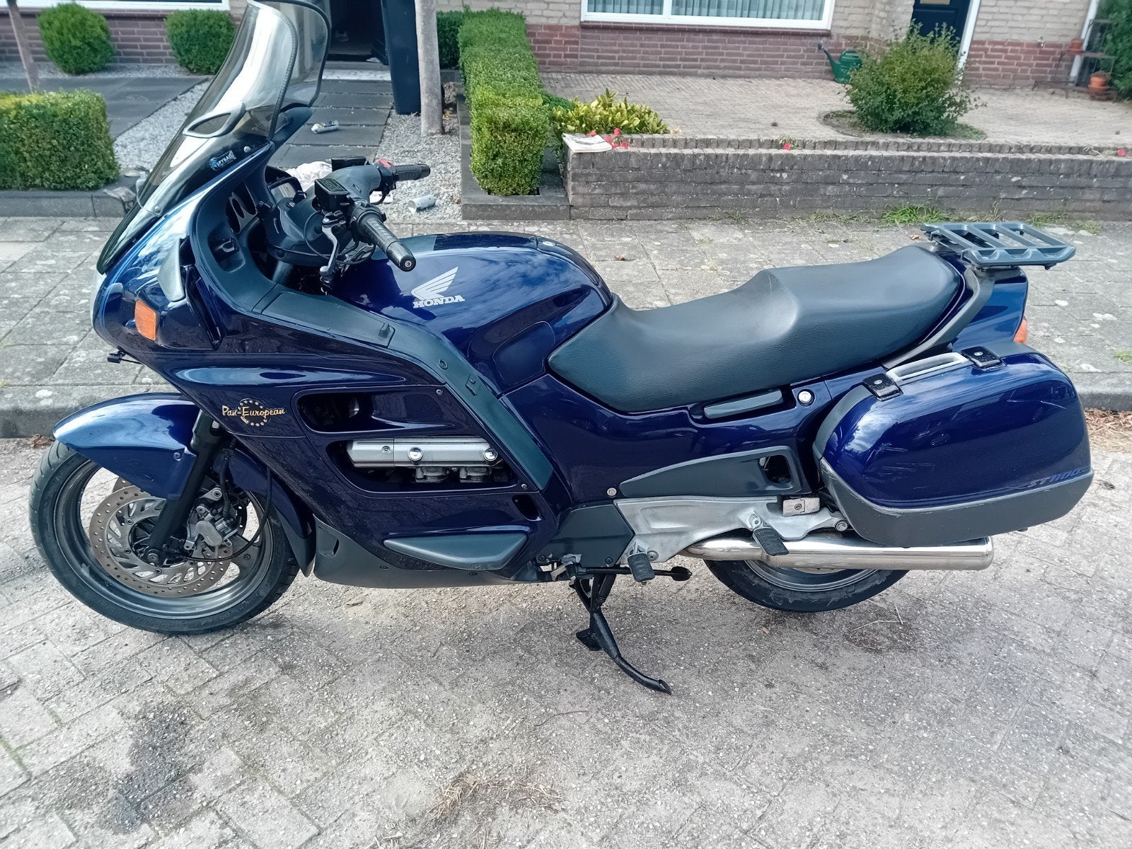 honda st1100 pan european nwe distributie, Bedrijf, Toermotor