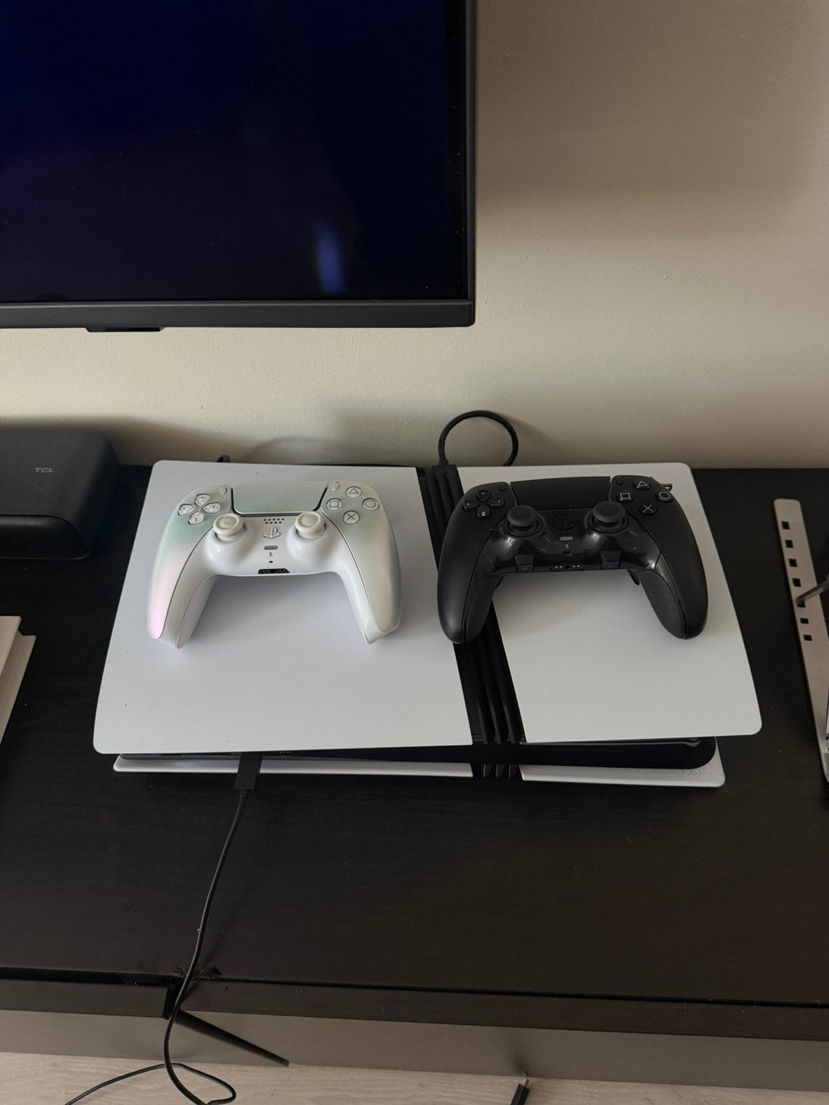 PS5 PRO + DUAL SENSE PRO