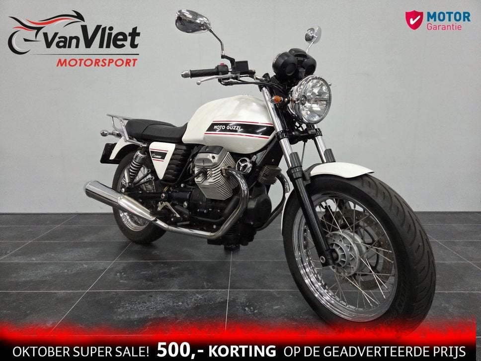 Mooie Moto Guzzi V7 Classic bj 2011 Zie Foto\'s.!, Motoren, Bedrijf, Onbekend, Onbekend, Toermotor