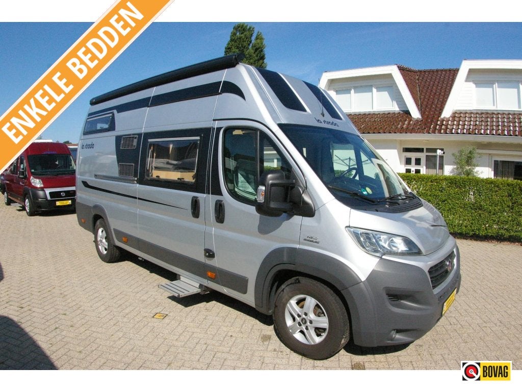 La Strada Avanti Automaat, Enkele bedden., Caravans en Kamperen, Automaat, Buscamper of Camperbus, Ringverwarming, Fiat