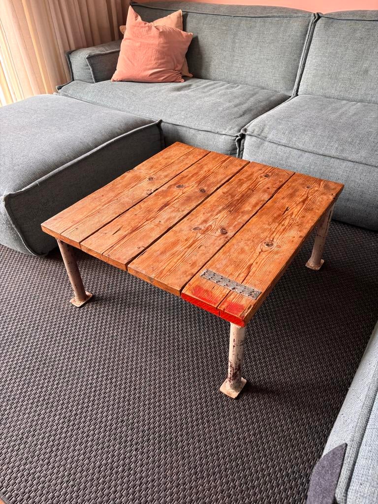 Salontafel van steigerhout, Huis en Inrichting, Tafels | Salontafels, Gebruikt, 50 tot 100 cm, Vierkant, Minder dan 50 cm