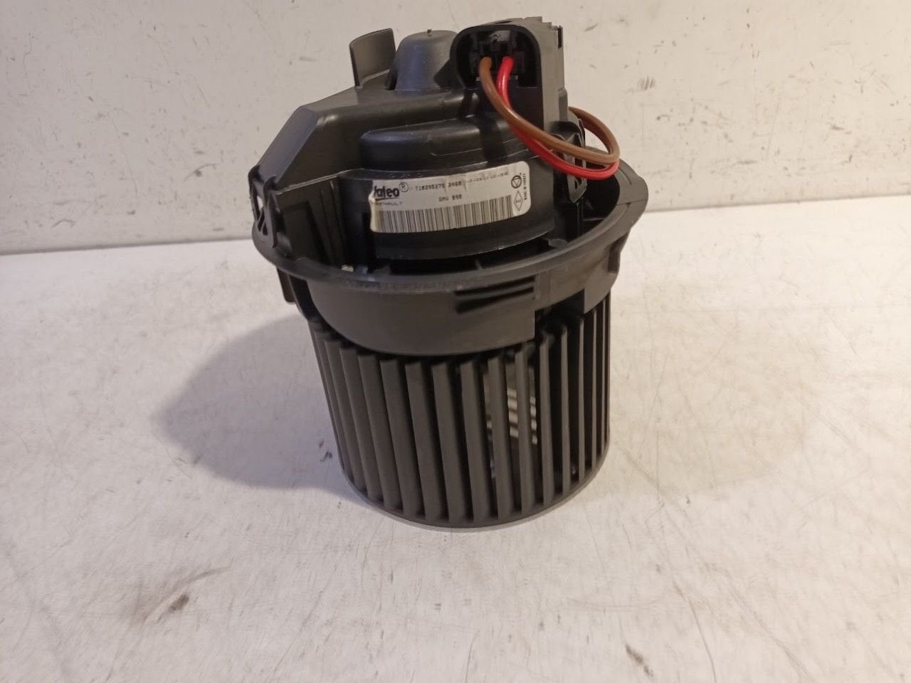 Kachel ventilator motor Renault Clio, Onderdelen@venauto.nl, Van der Ven Autorecycling B.V., Gebruikt, Ettenseweg 76, 4706 PB Roosendaal, The Netherlands