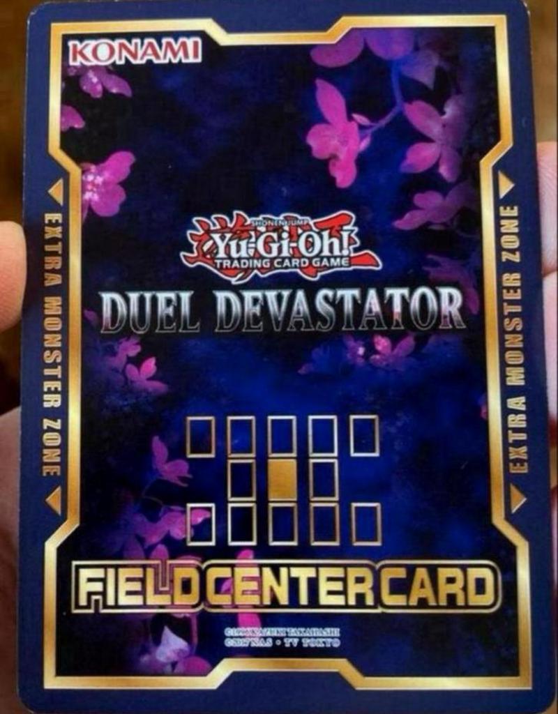 Yu-Gi-Oh! Mai Valentine & Swordswoman fieldcenter Promo !, Ophalen of Verzenden, Gebruikt, Losse kaart, Foil