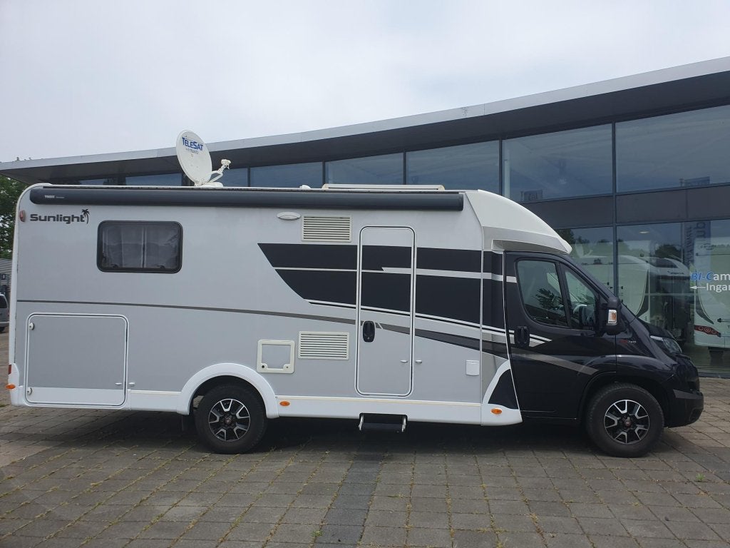 Sunlight T 69L Adventure Edition Autom-Luchtv-Solar-Sat-XV, Caravans en Kamperen, Campers, Automaat, Chemisch toilet, Sunlight