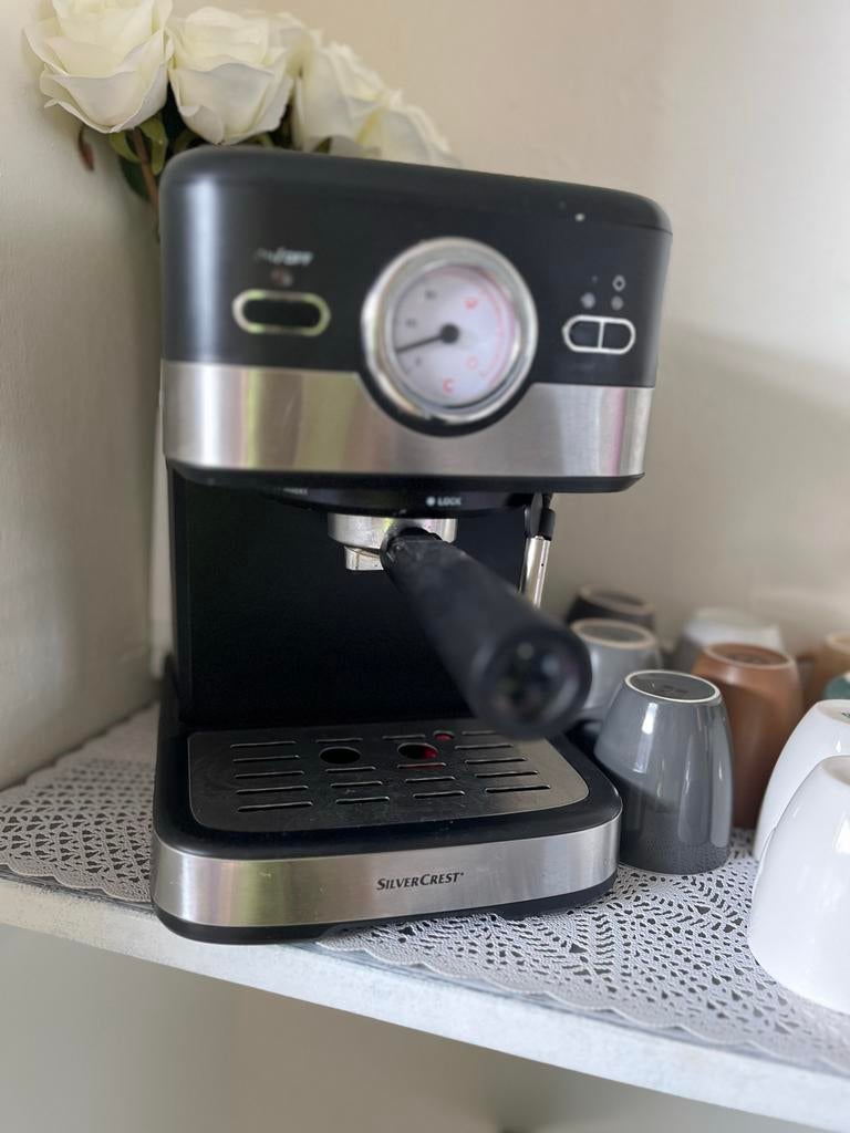SilverCrest Espresso Apparaat - Werkt Uitstekend, Stoompijpje, Gebruikt, Espresso apparaat, Gemalen koffie