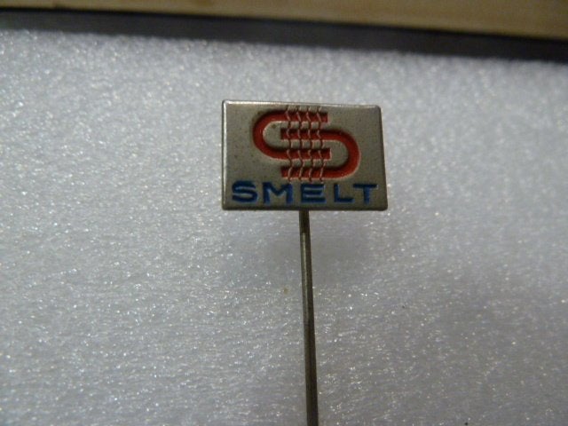 Vintage Speldje SMELT - Zeldzaam verzamelobject, Ophalen of Verzenden, Gebruikt, Overige onderwerpen, Speldje of Pin