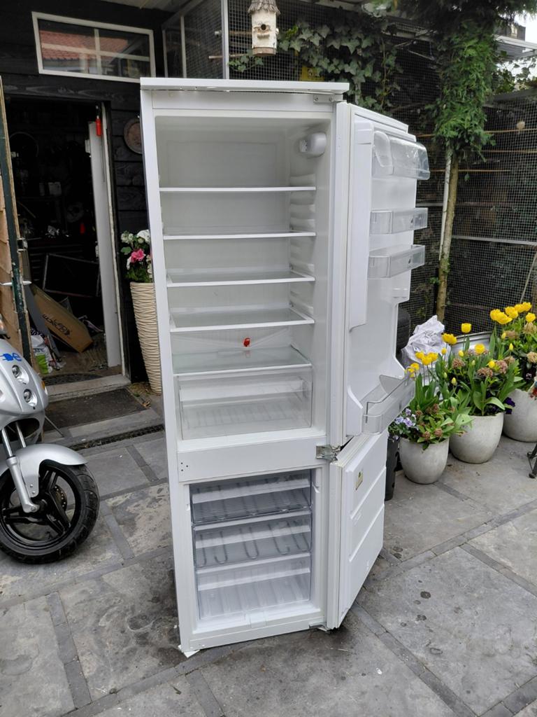 Whirlpool Inbouw Koel-vriescombinatie ART 470/A+, Witgoed en Apparatuur, Koelkasten en IJskasten, Ophalen, Gebruikt, 200 liter of meer