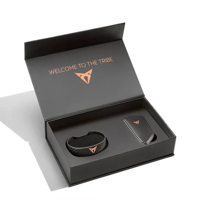 Cupra memberbox nieuw sleutelcover + armband carbon orgineel, Ophalen of Verzenden, Nieuw
