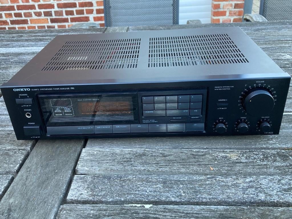 Onkyo TX 822 – nette stereo receiver, volledig werkend, Audio, Tv en Foto, Versterkers en Receivers, Ophalen of Verzenden, Zo goed als nieuw