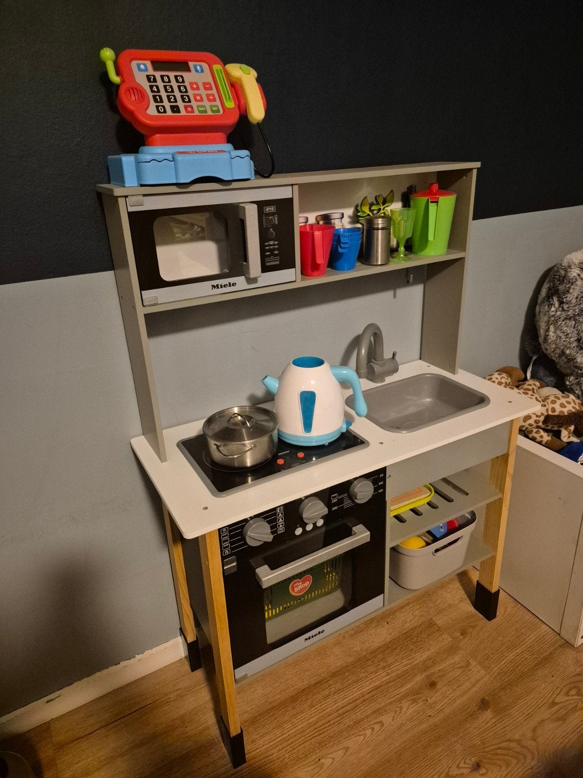 Houten speelkeuken met accessoires en kassa, Kinderen en Baby's, Speelgoed | Overig, Ophalen, Gebruikt, Jongen of Meisje