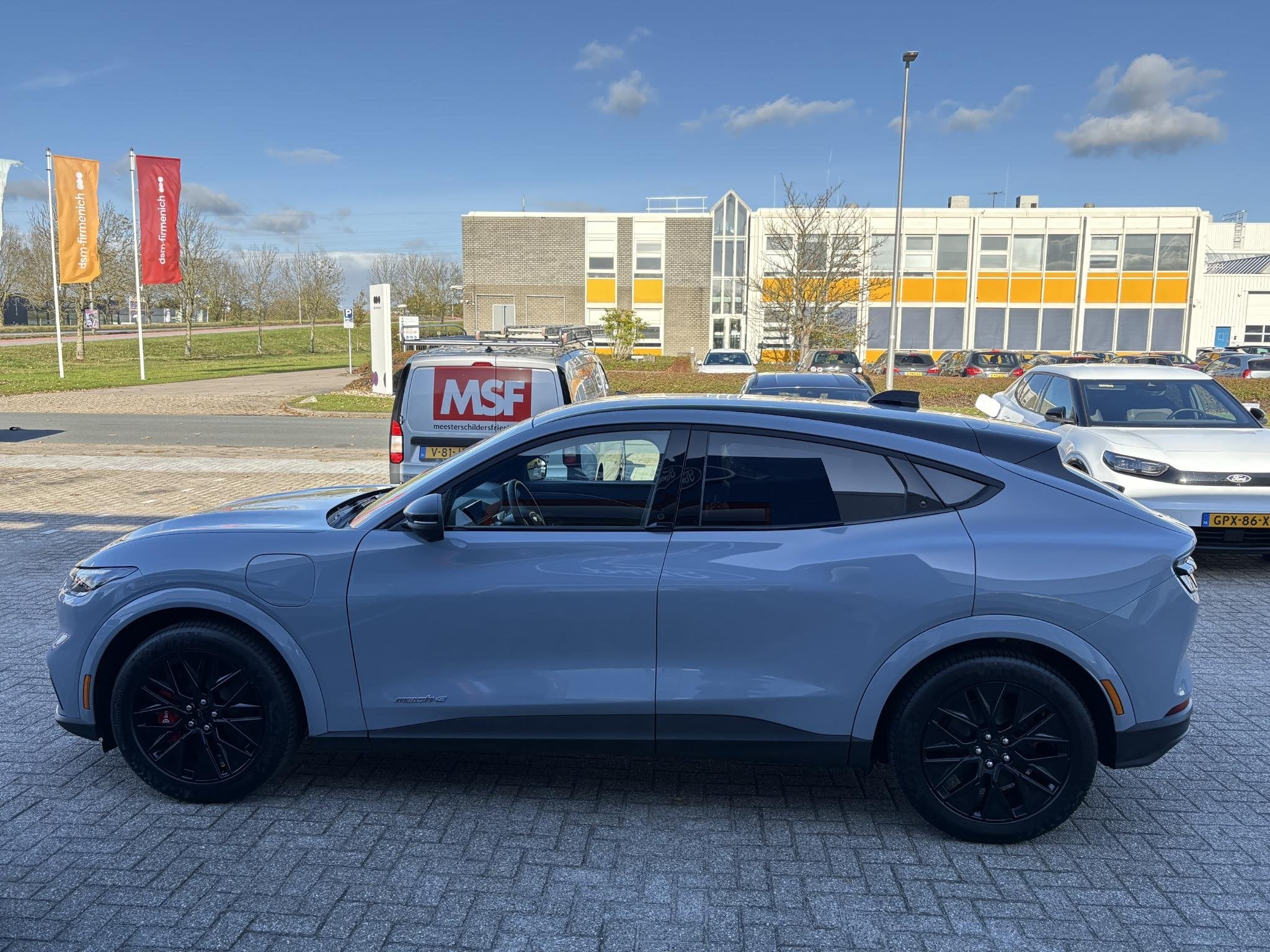 Ford Mustang Mach-E Extended Premium RWD 88 kWh | 19" Lichtm, Auto's, Automaat, Achterwielaandrijving, Gebruikt, Zwart