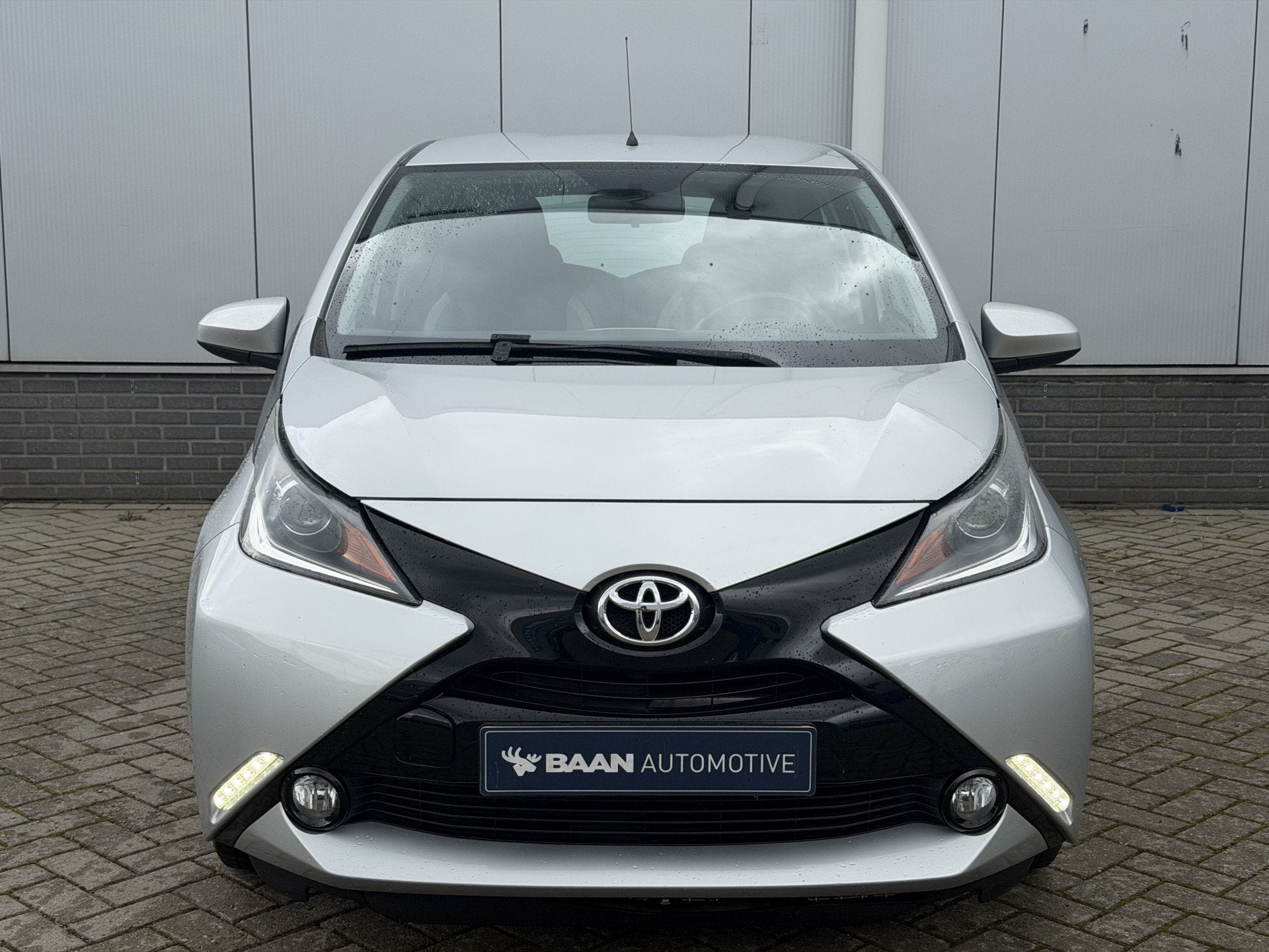 Toyota Aygo 1.0 VVT-i x-nav | Camera | Navi (bj 2018), Voorwielaandrijving, Gebruikt, Euro 6, 4 stoelen