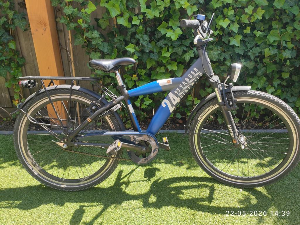 Alpina Yabber 24 inch kinderfiets, Ophalen, 20 inch of meer, Gebruikt, Velgrem