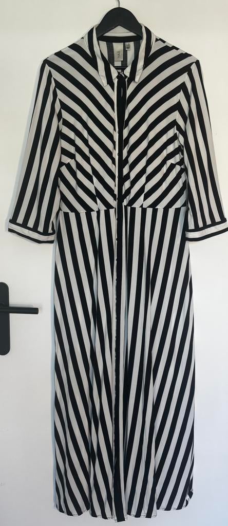 YAS maxi damesjurk streep XXL, Kleding | Dames, Jurken, Wit, Maat 42/44 (L), Ophalen of Verzenden, Zo goed als nieuw
