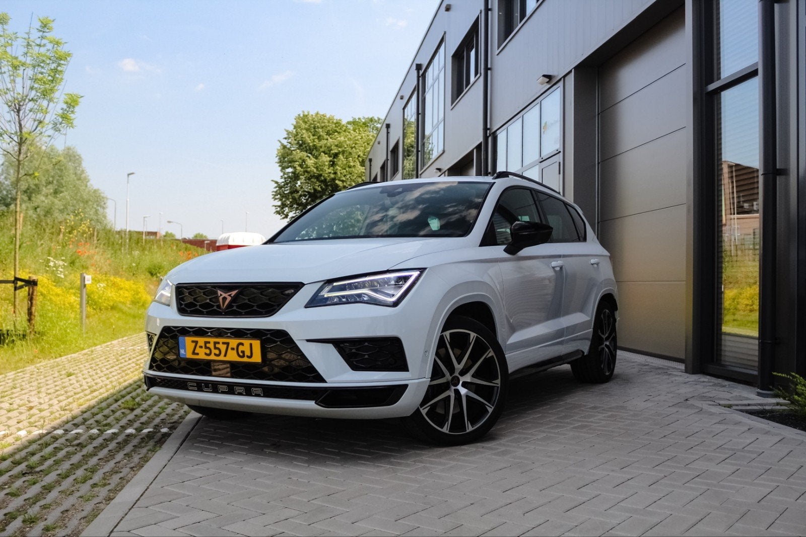 Seat Ateca 2.0 TSI 300pk 4DRIVE DSG 2020 Wit, Auto's, Automaat, Dealer onderhouden, 4 cilinders, 1984 cc